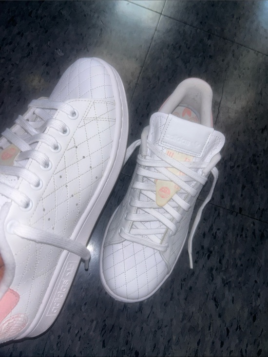 adidas Shoes - Adidas White Quilted Women’s Sneakers with Pink Accent